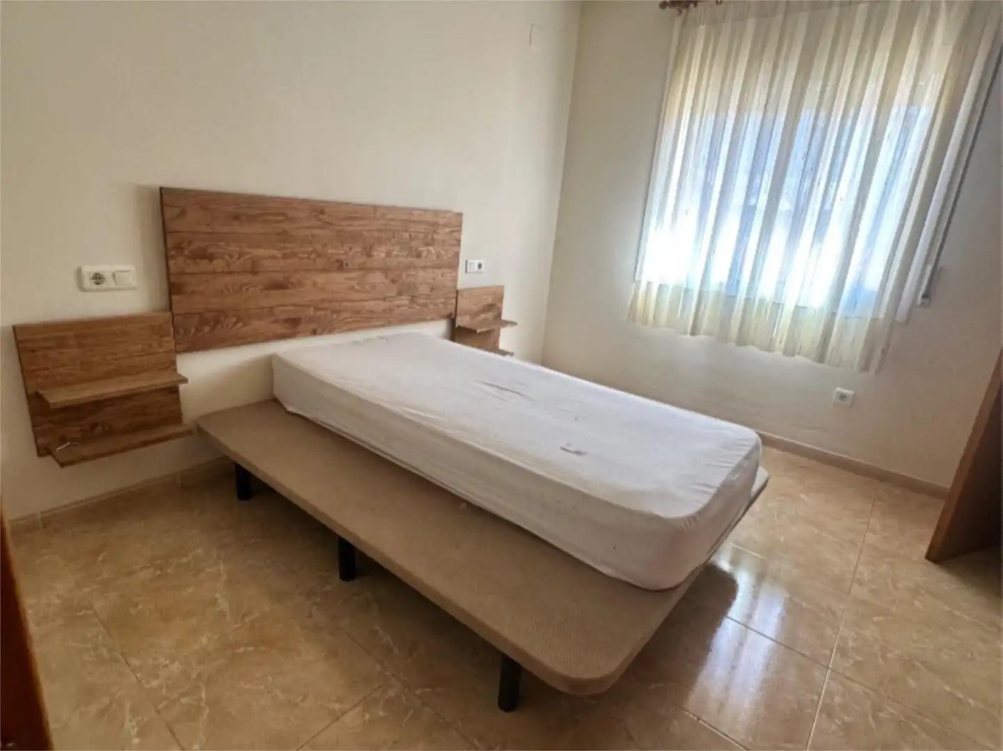 Flat for sale in Calle Aguila Pescatera, 31, Deltebre Bedroom of Flat for sale in Deltebre with Air Conditioner, Heating and Private garden