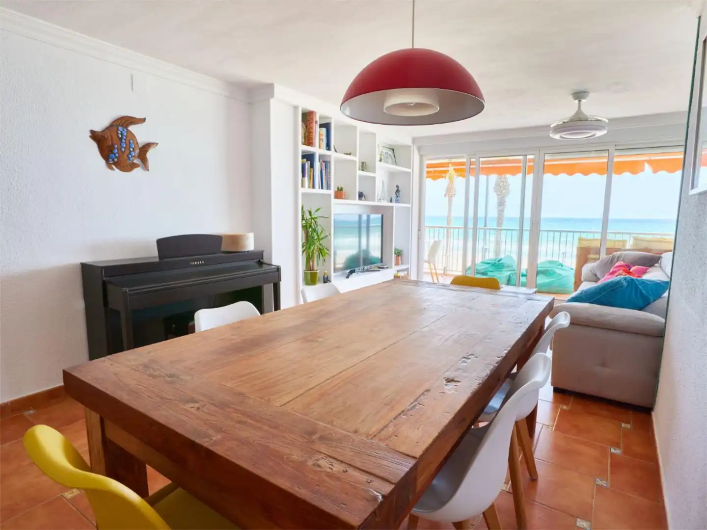 Flat for rent in Avenida Jaime I el Conquistador, Playa Muchavista Dining room of Flat for rent in El Campello with Air Conditioner, Terrace and Storage room