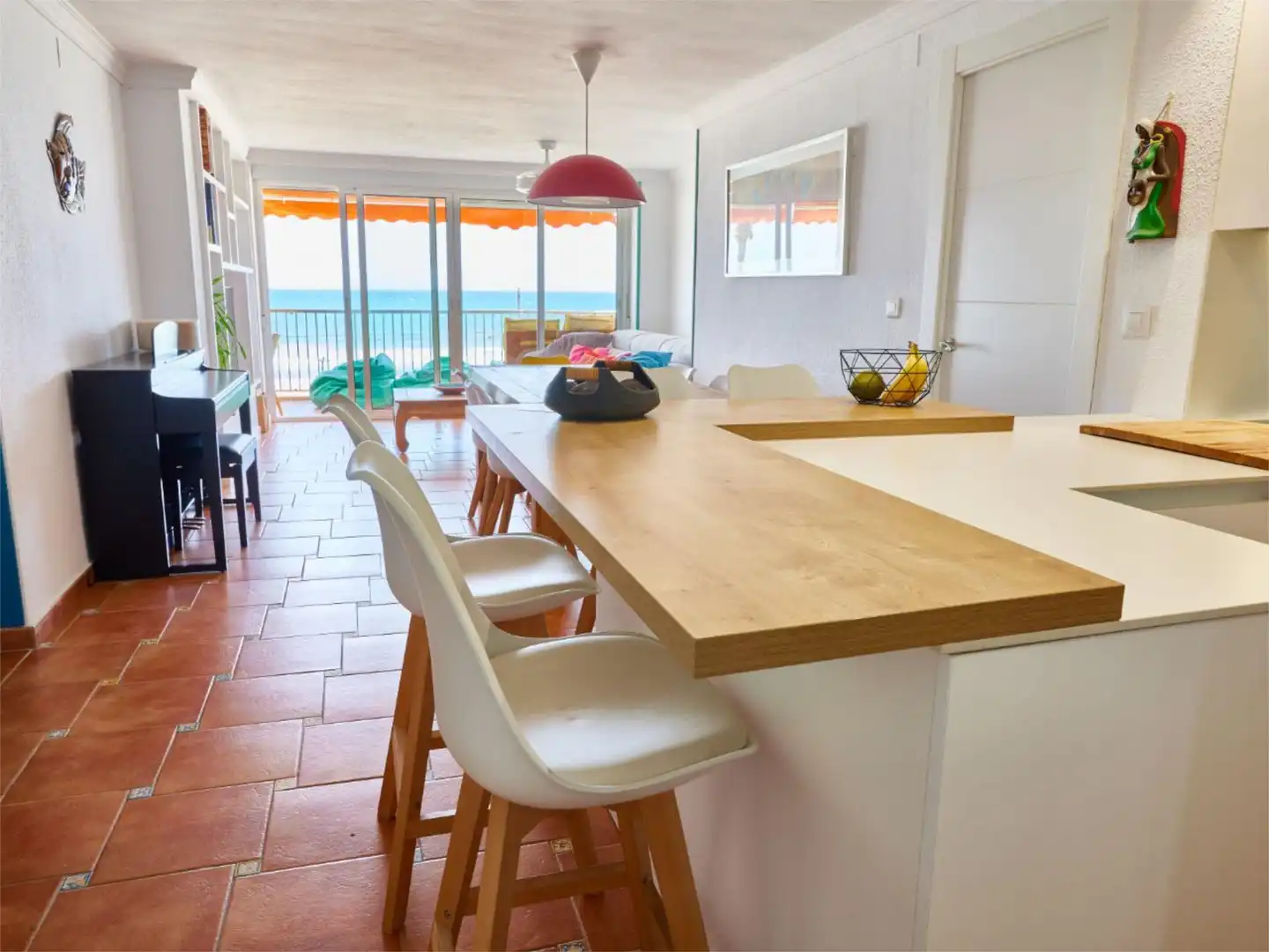 Flat for rent in Avenida Jaime I el Conquistador, Playa Muchavista Kitchen of Flat for rent in El Campello with Air Conditioner, Terrace and Storage room