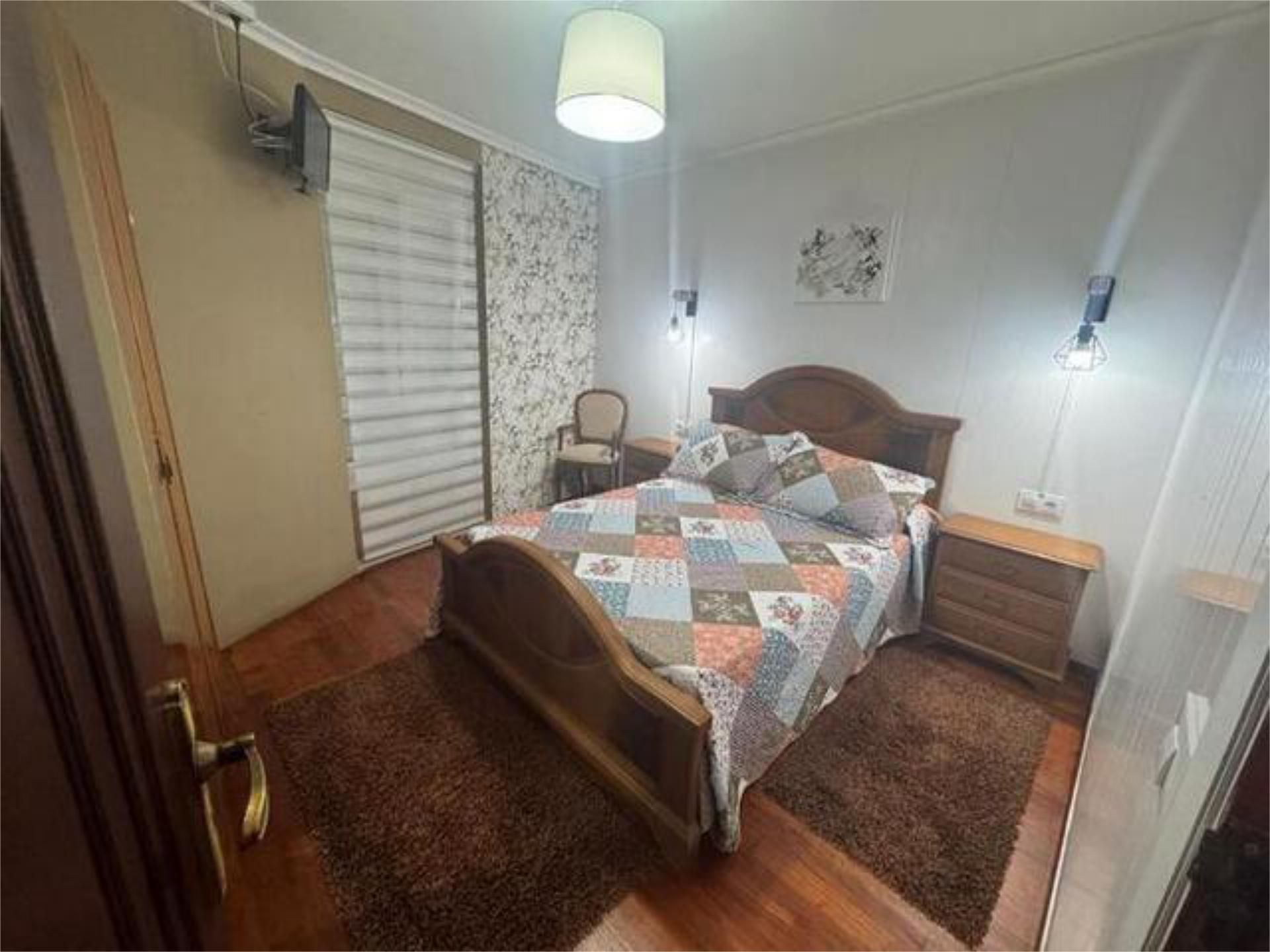 House or chalet to rent in Cee
