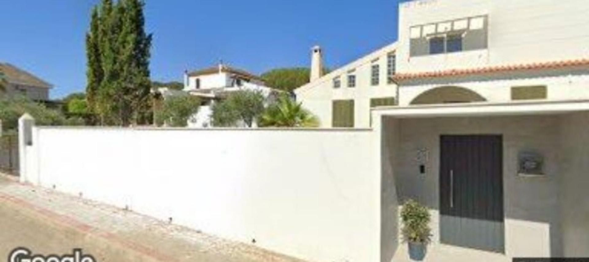 Vista exterior de Casa o xalet en venda en Aljaraque amb Aire condicionat, Terrassa i Piscina
