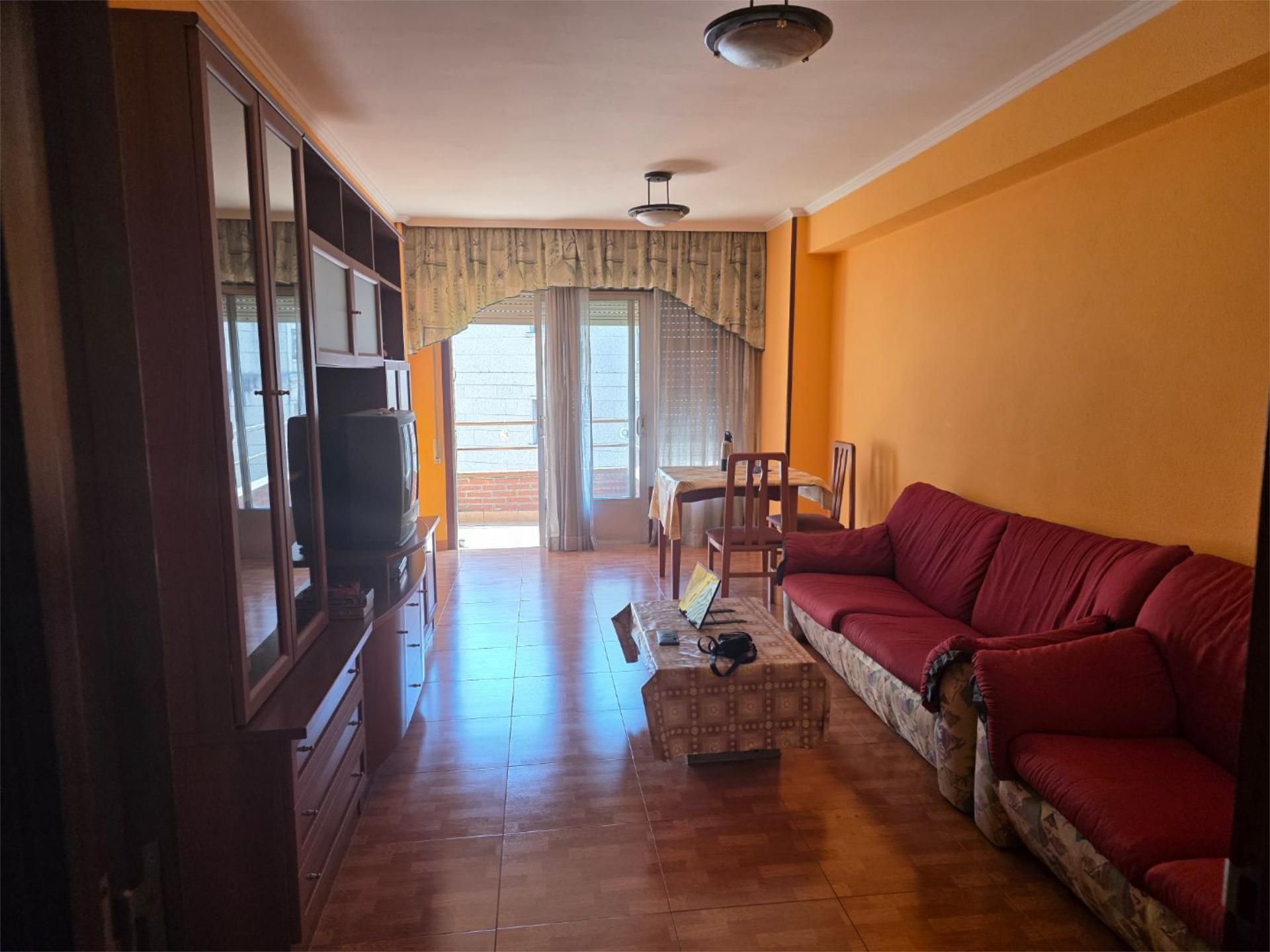 Living room of Flat for sale in Marín  with Heating, Furnished and Community parking