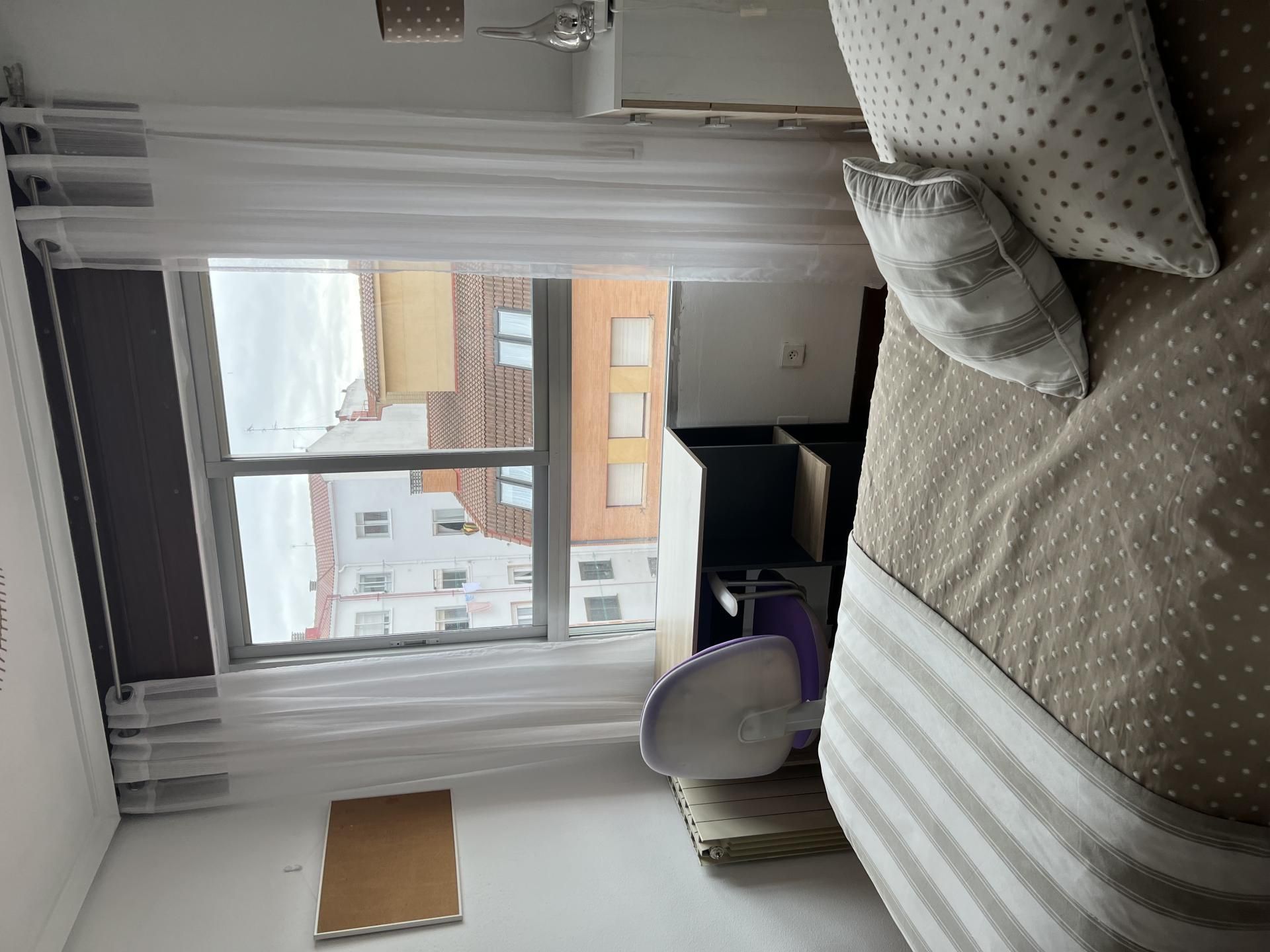 Bedroom of Flat to share in Valladolid Capital  with Heating, Furnished and Video intercom