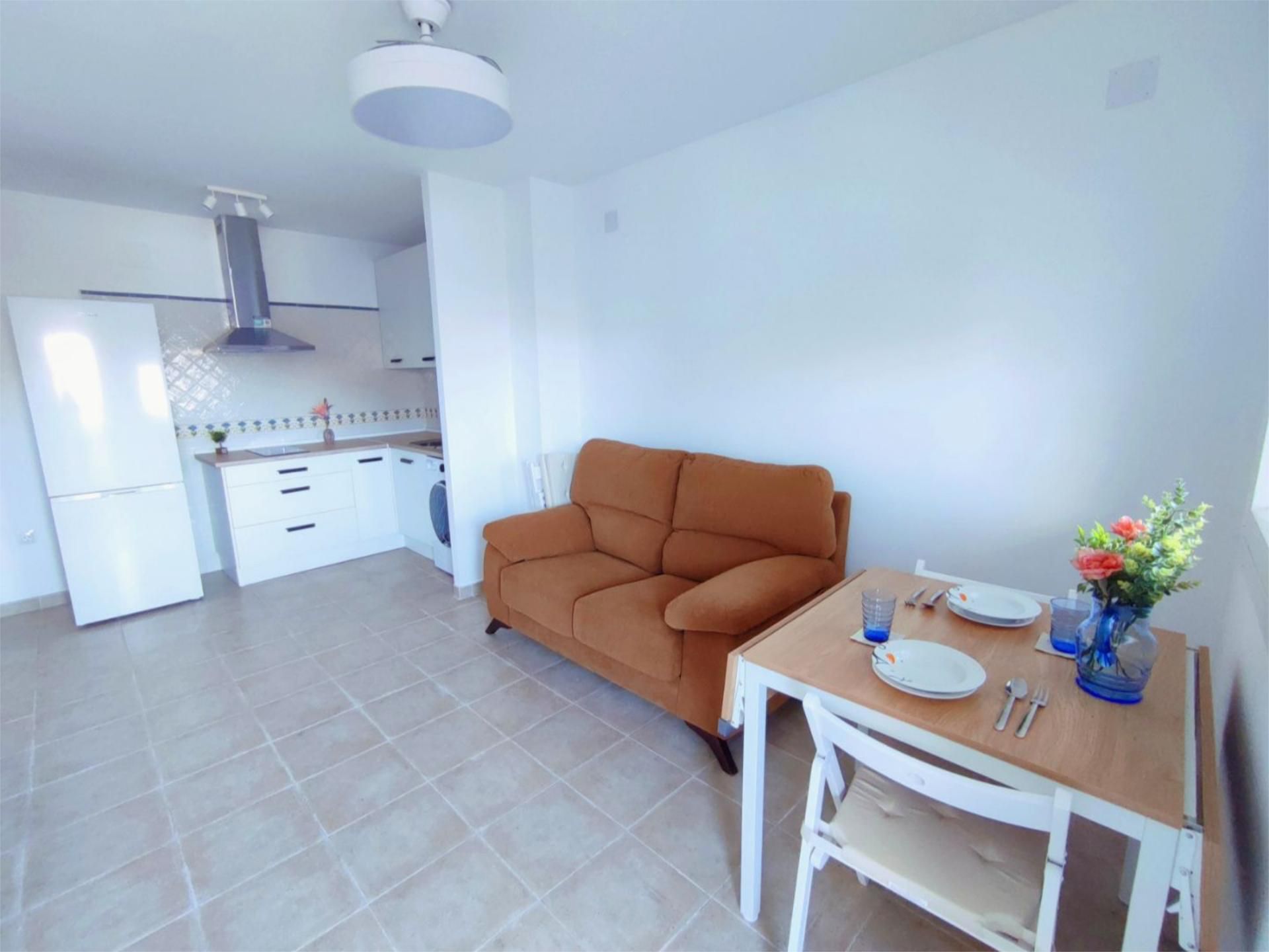 Wohnzimmer von Wohnung miete in Gibraleón mit Abstellraum, Schwimmbad und Gemeinschaftsparkplatz