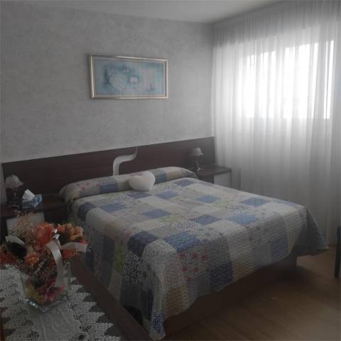 Piso en Alquiler en Rúa Vicente Aleixandre, 28 en Los Castros - Castrillón