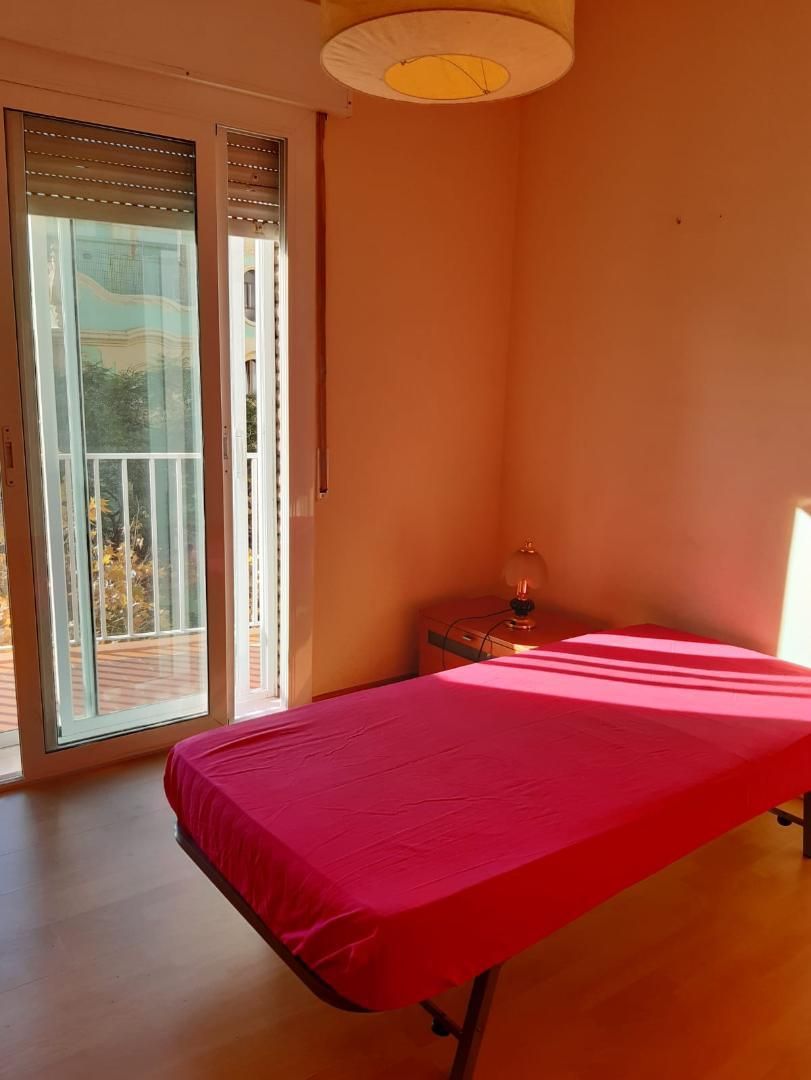 Habitación de Piso para compartir en  Barcelona Capital con Parquet, Amueblado y Lavadora