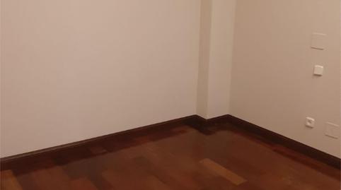 Flat to rent in Calle Rosales, 34, Zona Monte El Pilar, Madrid - image 3 Photo 3 of Flat to rent in Calle Rosales, 34, Zona Monte El Pilar, Madrid