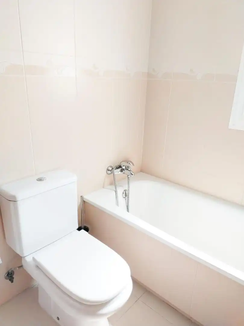 Wohnung zum Verkauf in Calle Pastora Imperio, 21, Alegría de la Huerta- Jardín de Málaga Badezimmer von Wohnung zum Verkauf in Málaga mit Klimaanlage, Heizung und Parkett
