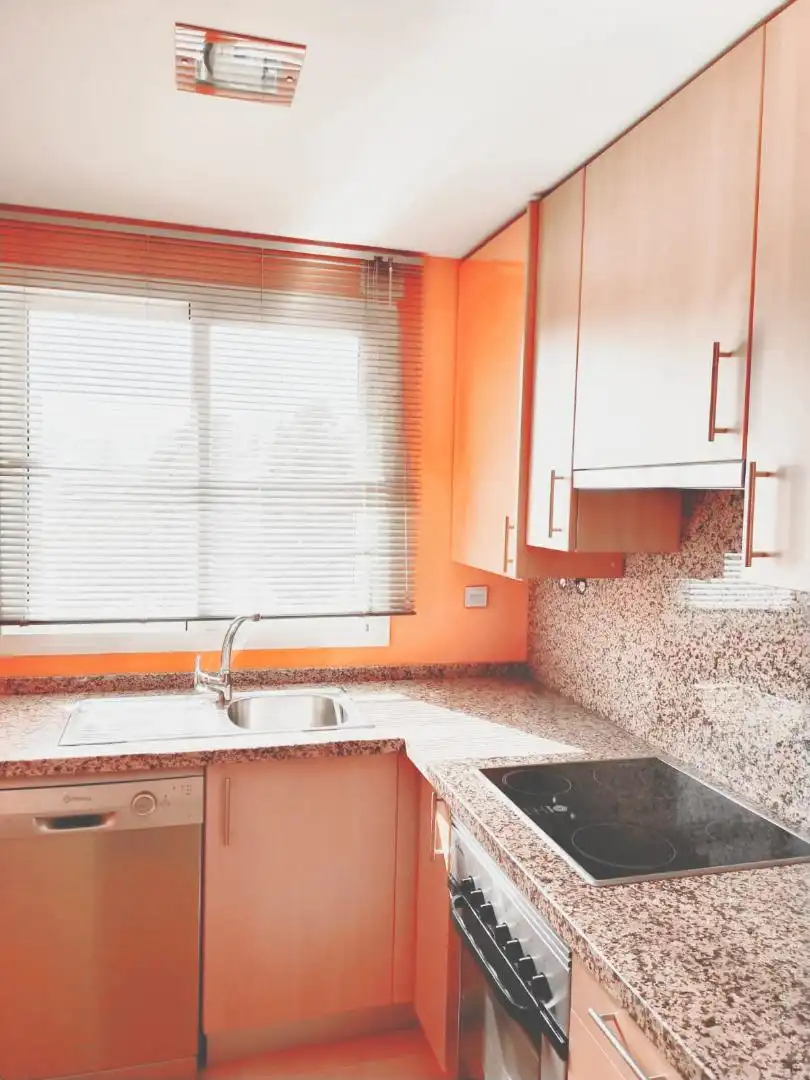 Wohnung zum Verkauf in Calle Pastora Imperio, 21, Alegría de la Huerta- Jardín de Málaga Küche von Wohnung zum Verkauf in Málaga mit Klimaanlage, Heizung und Parkett