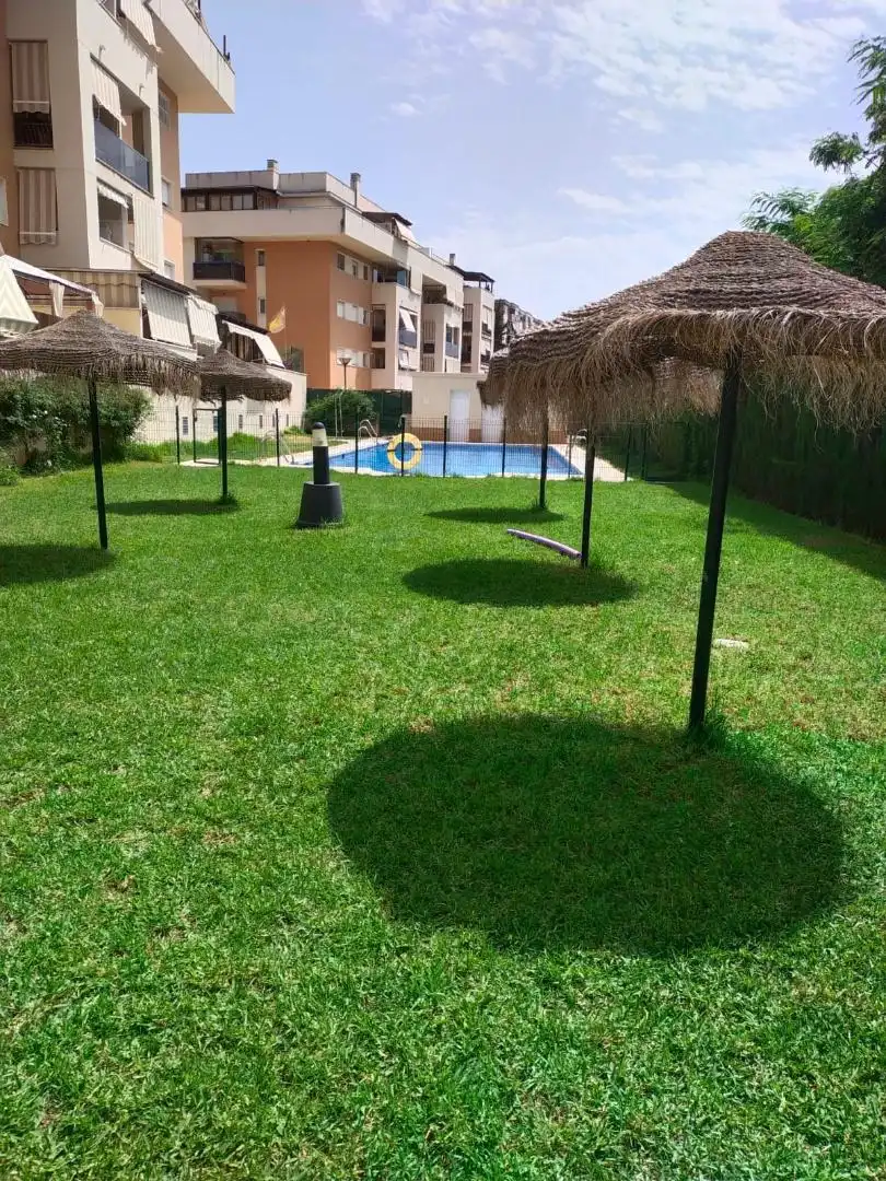 Wohnung zum Verkauf in Calle Pastora Imperio, 21, Alegría de la Huerta- Jardín de Málaga Schwimmbecken von Wohnung zum Verkauf in Málaga mit Klimaanlage, Heizung und Parkett