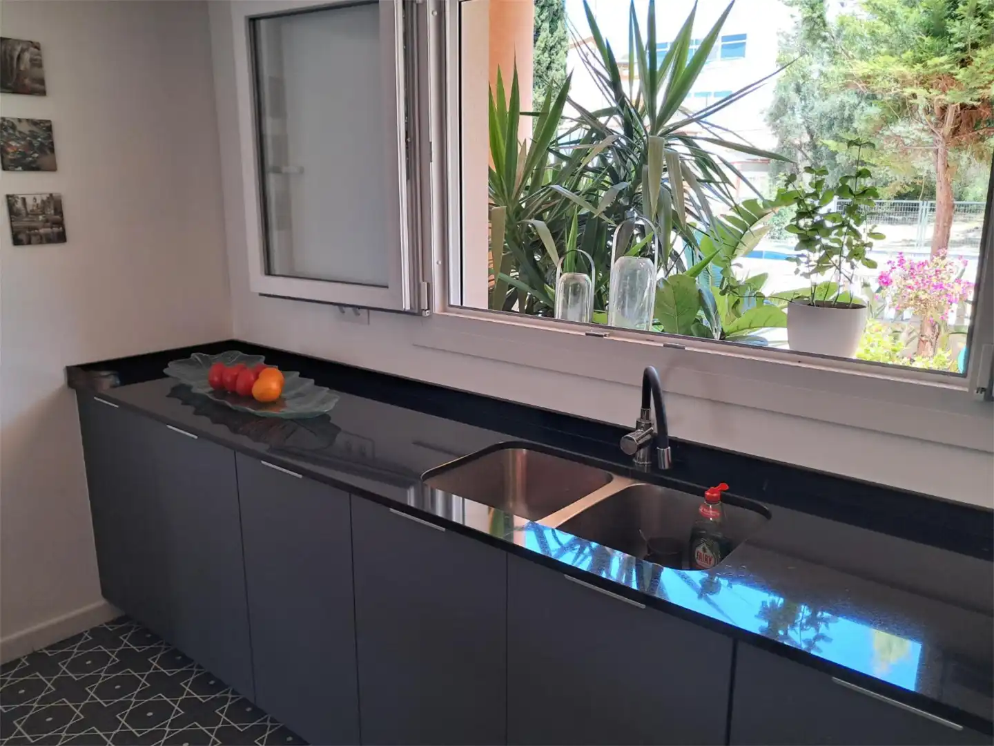Casa adosada en venta en Carrer de la Devesa, 15, Aiguadolç - Sant Sebastià Cocina de Casa adosada en venta en Sitges con Terraza