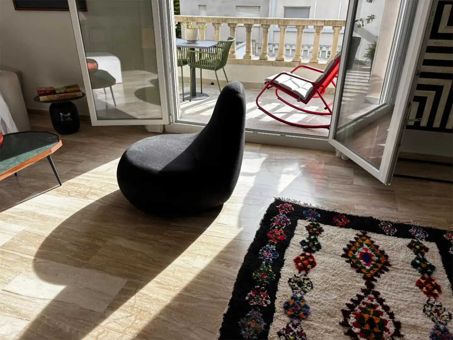 Casa adosada en venta en Carrer de la Devesa, 15, Aiguadolç - Sant Sebastià Sala de estar de Casa adosada en venta en Sitges con Terraza