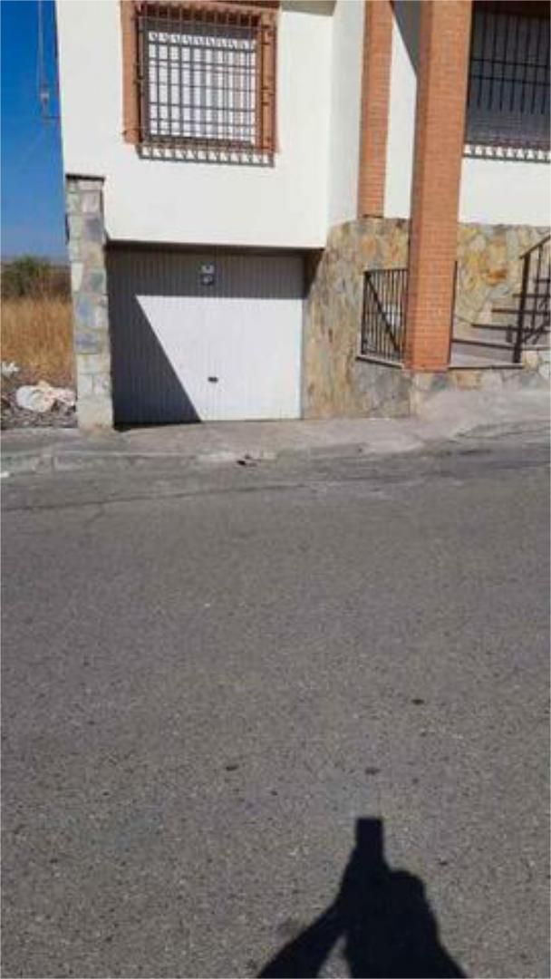Exterior view of Single-family semi-detached to rent in La Puebla de Montalbán