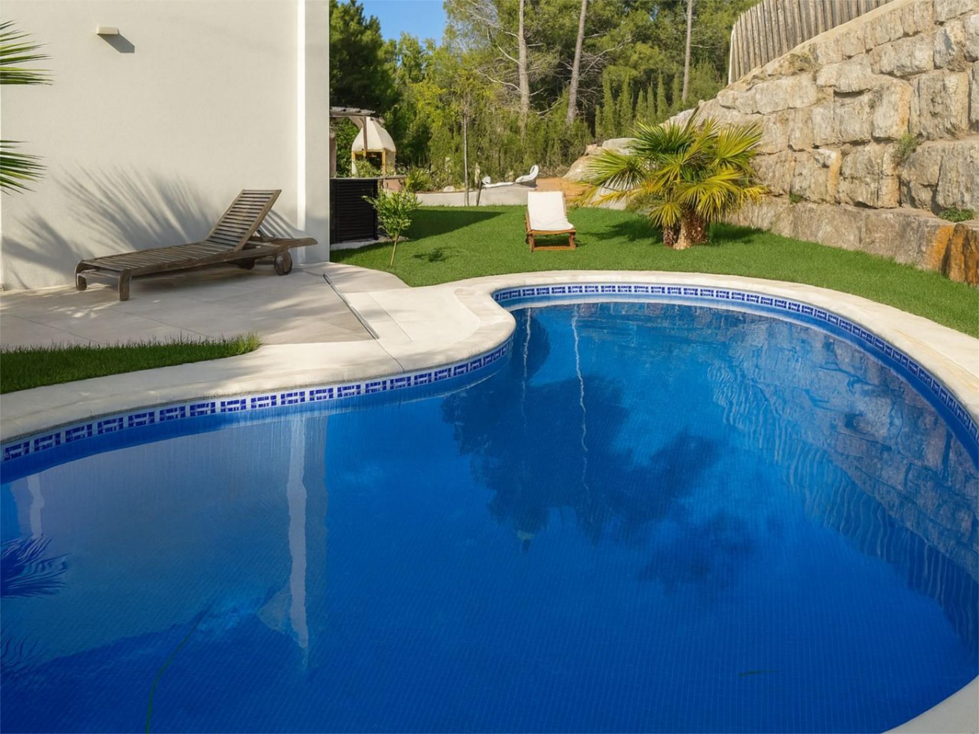 Swimming pool of House or chalet for sale in Òdena  with Air Conditioner, Terrace and Swimming Pool