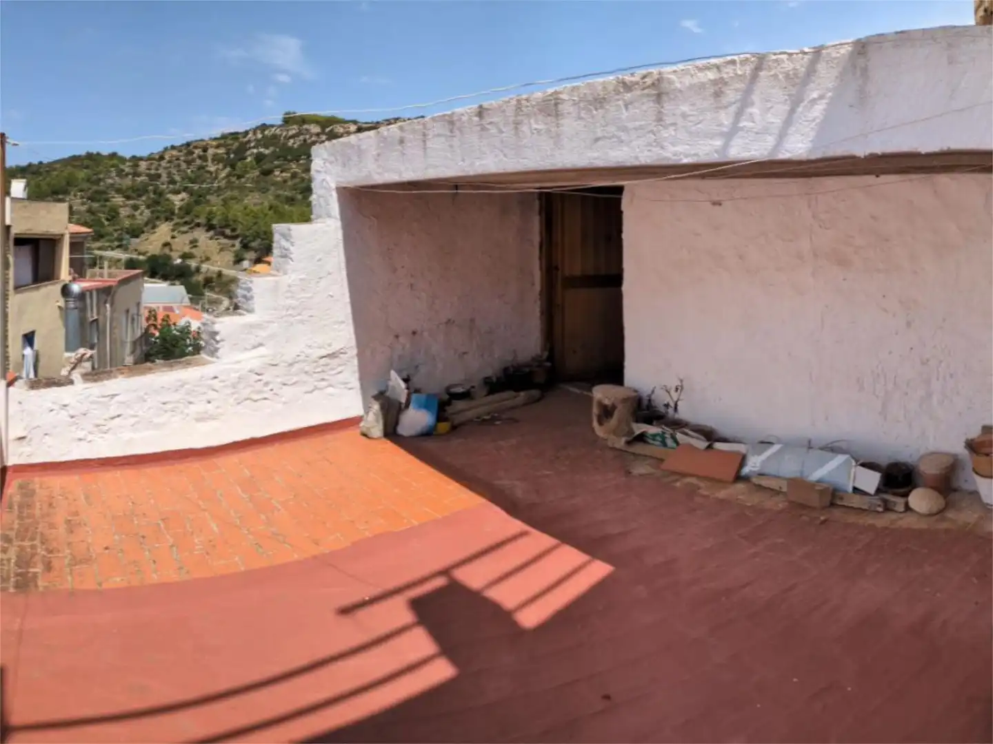 Einfamilien-Reihenhaus zum Verkauf in Carrer Planet, 27, Cervera del Maestre Außenansicht von Einfamilien-Reihenhaus zum Verkauf in Cervera del Maestre mit Terrasse und Balkon