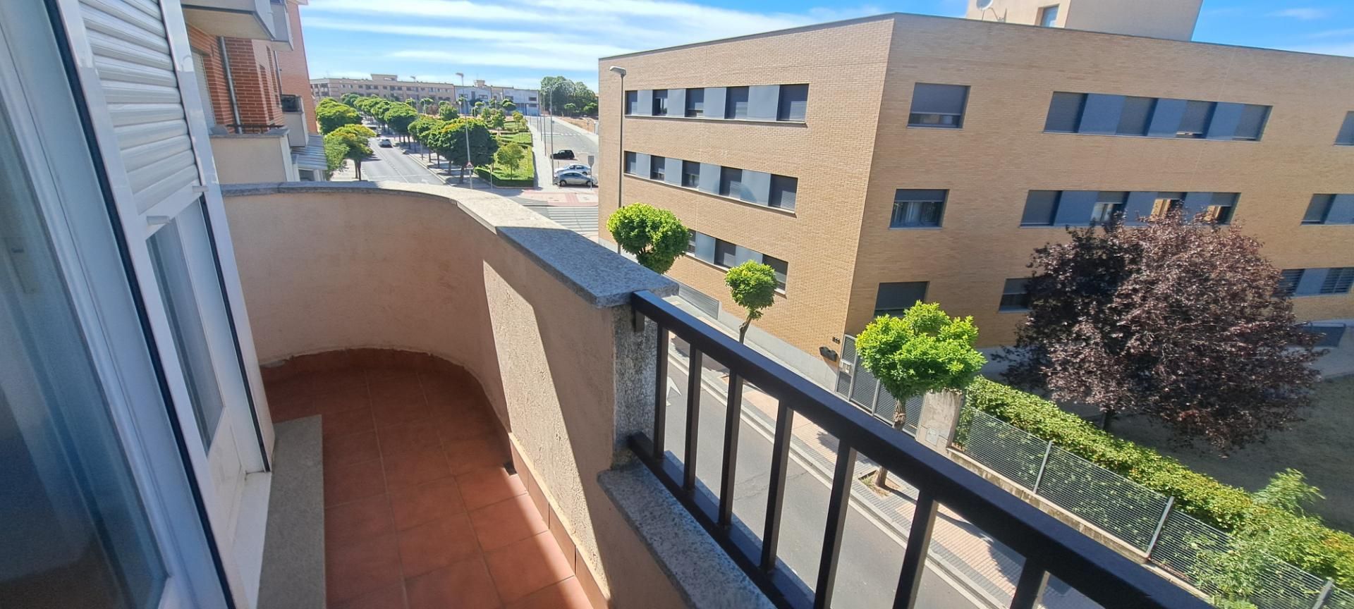 Vista exterior de Pis en venda en Salamanca Capital amb Calefacció, Parquet i Terrassa