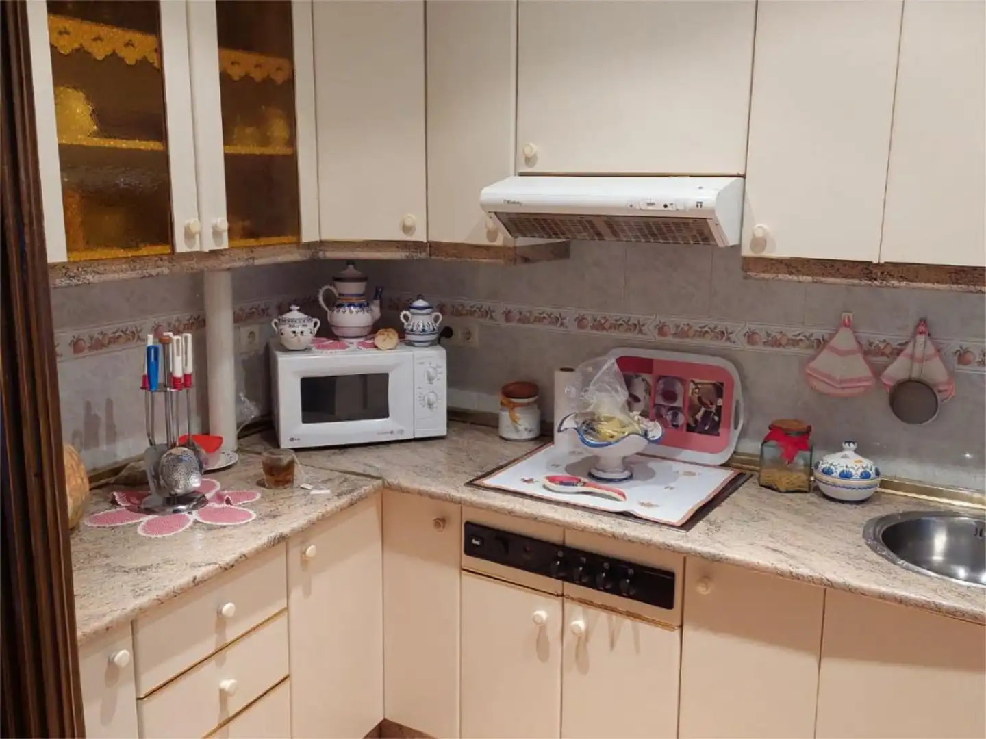 Piso en venta en Calle Depositos de Agua, 25, La Solana Cocina de Piso en venta en La Solana con Calefacción y Amueblado
