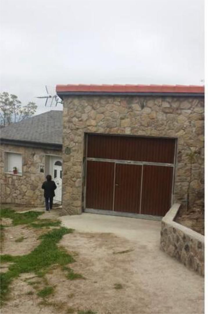 Vista exterior de Casa o xalet en venda en Oímbra