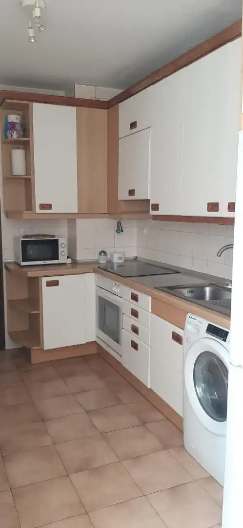 Habitación en Calle Almirante Baldasano, 13, Ciudad Jardín Cocina de Piso para compartir en Cartagena con Calefacción, Amueblado y Horno