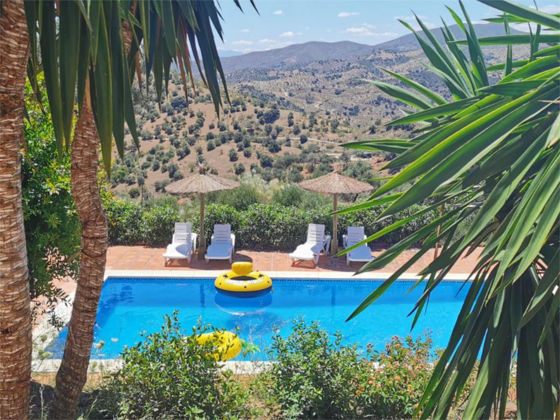 Piscina de Pis en venda en Almogía amb Aire condicionat, Calefacció i Jardí privat
