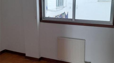 Foto 3 de Piso de alquiler en Avenida de Ernestina Otero, 16, Redondela, Pontevedra