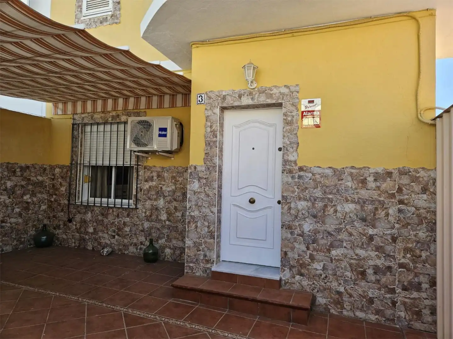 Habitación en Calle Ignacio Zuloaga, 3, Casco Antiguo Piso para compartir en Mairena del Aljarafe con Aire acondicionado, Calefacción y Jardín privado