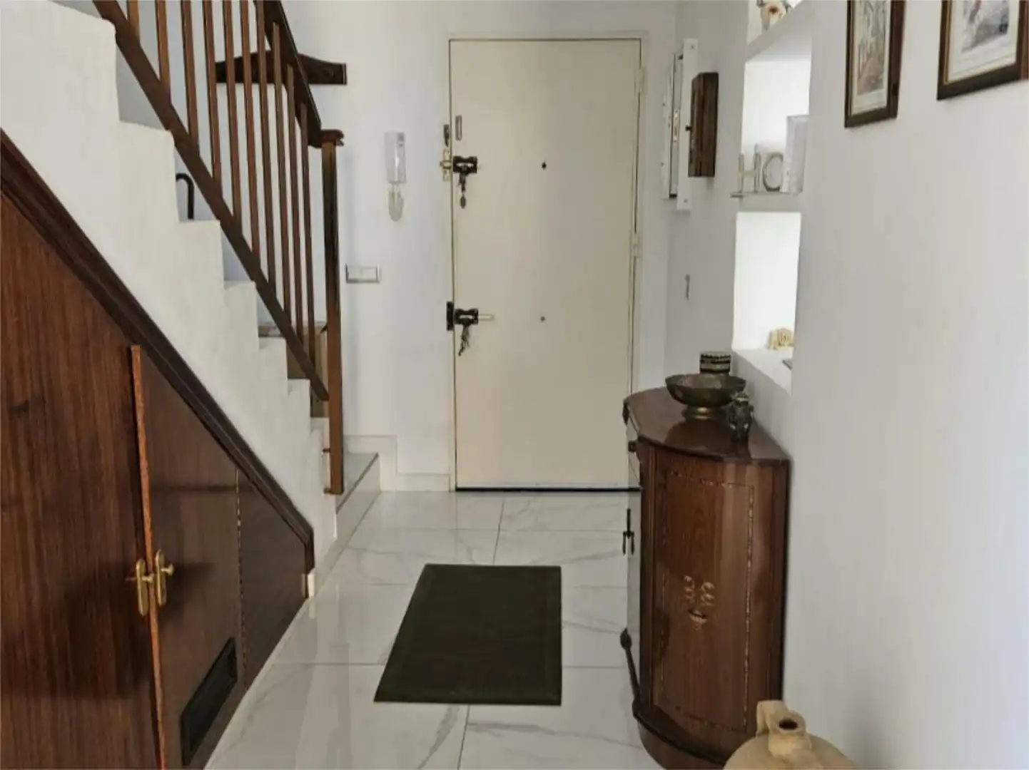Habitación en Calle Ignacio Zuloaga, 3, Casco Antiguo Piso para compartir en Mairena del Aljarafe con Aire acondicionado, Calefacción y Jardín privado