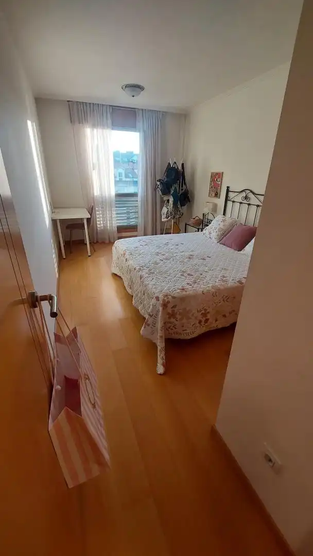 Flat for rent in Rúa Antonio Ríos, 29, Los Castros - Castrillón Bedroom of Flat for rent in A Coruña Capital with Air Conditioner, Private garden and Parquet flooring