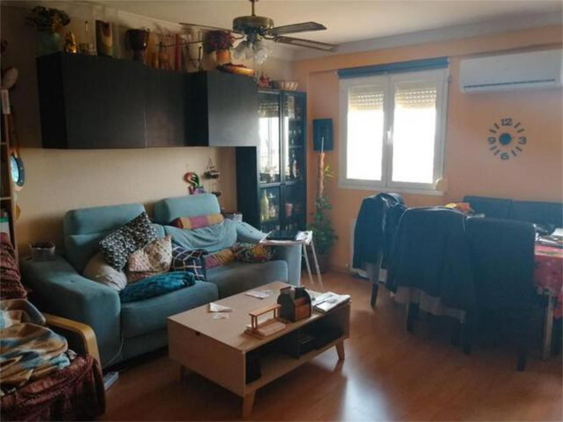 Sala de estar de Piso en venta en  Zaragoza Capital con Calefacción