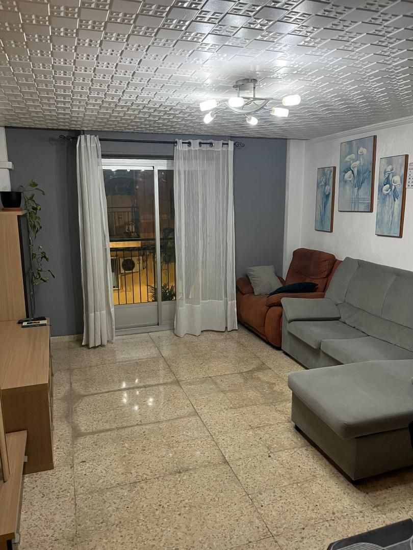 Flat to rent in Carrer Benlliure, Centro