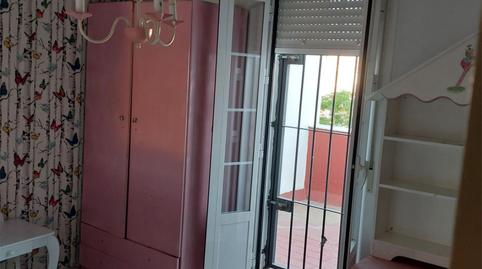 Foto 4 de Casa adosada en venda a Avenida de la Longuera, 8, Núcleo urbano, Chiclana de la Frontera