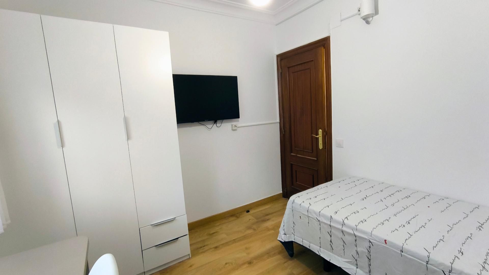 Flat to share in Plaza Ultramar, 8, Zona Ultramar