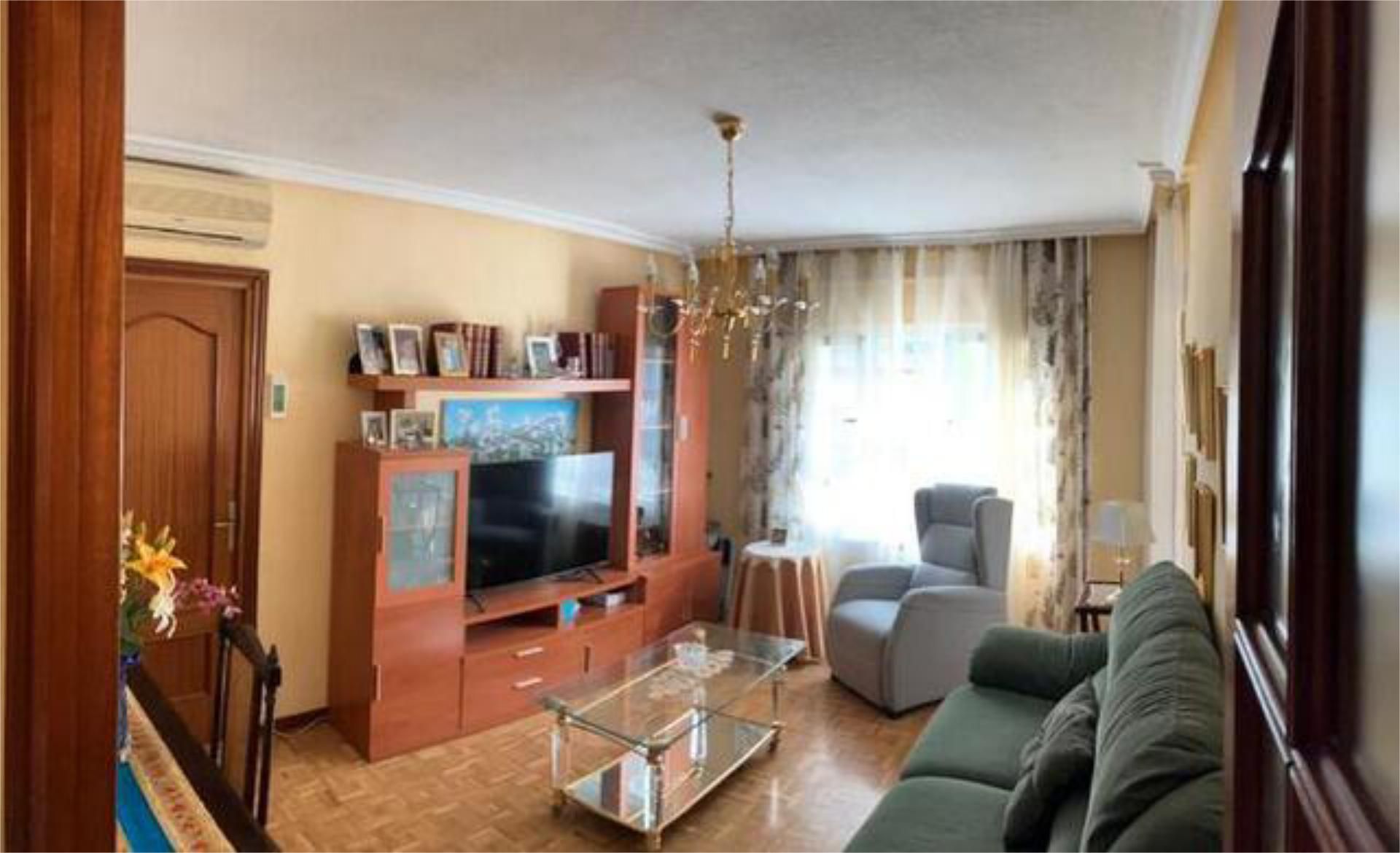 Flat for sale in Aluche