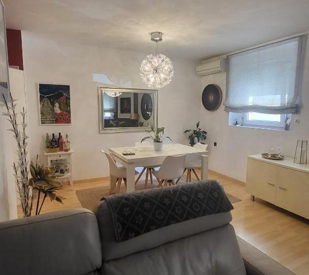 Flat for sale in Carrer Francesc Perera, 11, Eixample, Alcoy / Alcoi - image 1 Photo 1 of Flat for sale in Carrer Francesc Perera, 11, Eixample, Alcoy / Alcoi