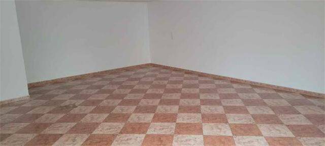 Local comercial en Alquiler en Barrio Alto