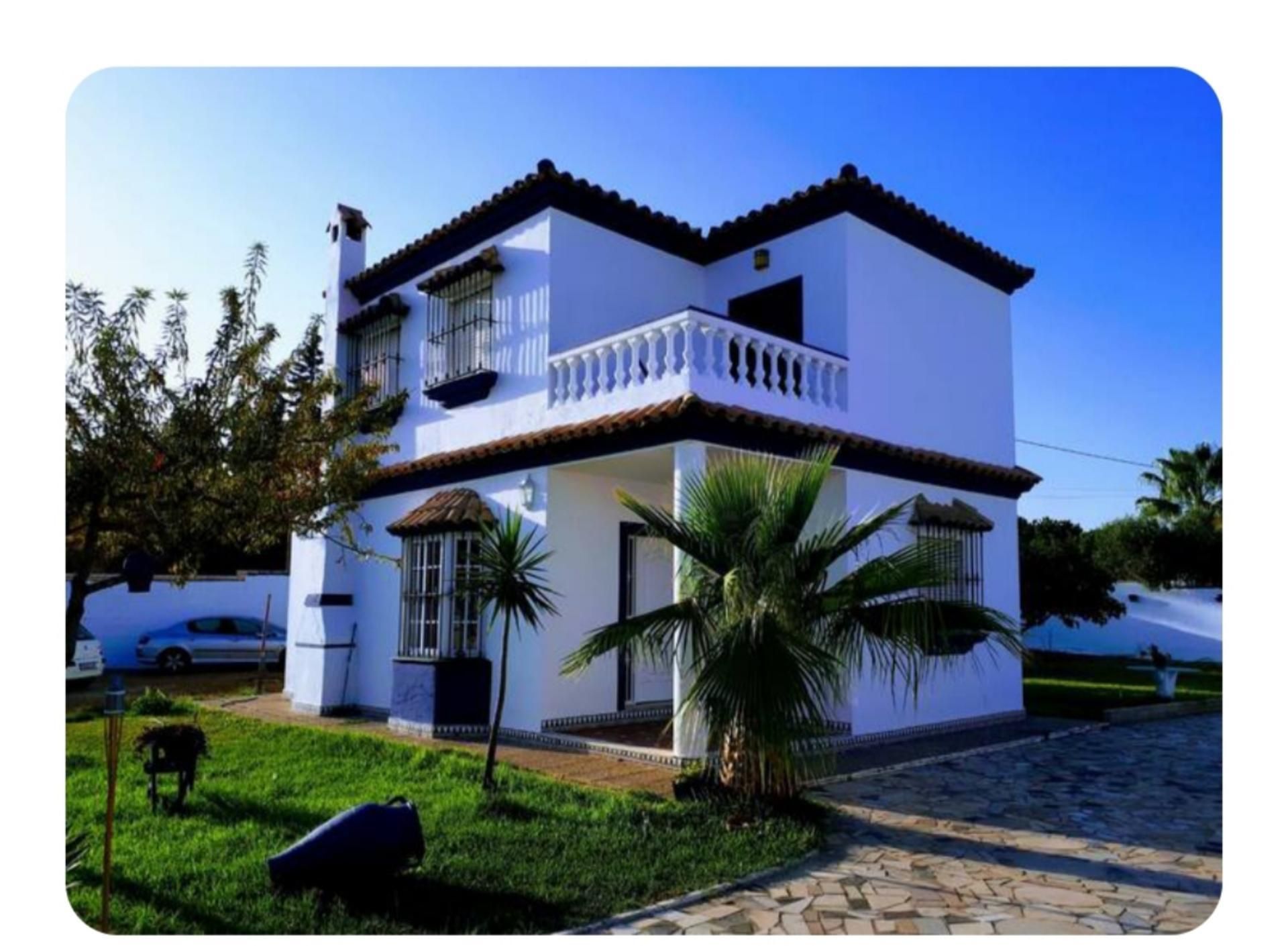 Vista exterior de Casa o chalet de alquiler en Chiclana de la Frontera con Jardín privado, Terraza y Trastero