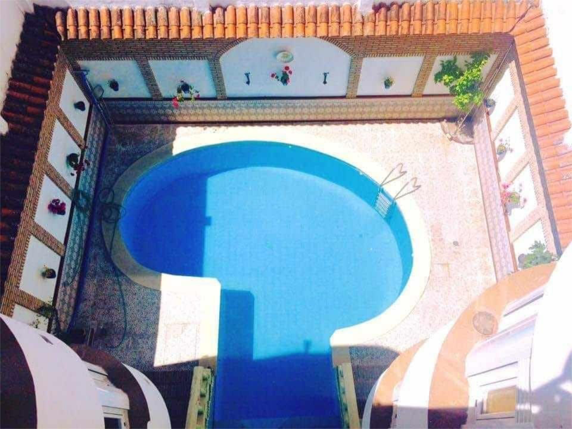 Piscina de Casa adosada en venda en  Córdoba Capital amb Aire condicionat, Jardí privat i Terrassa
