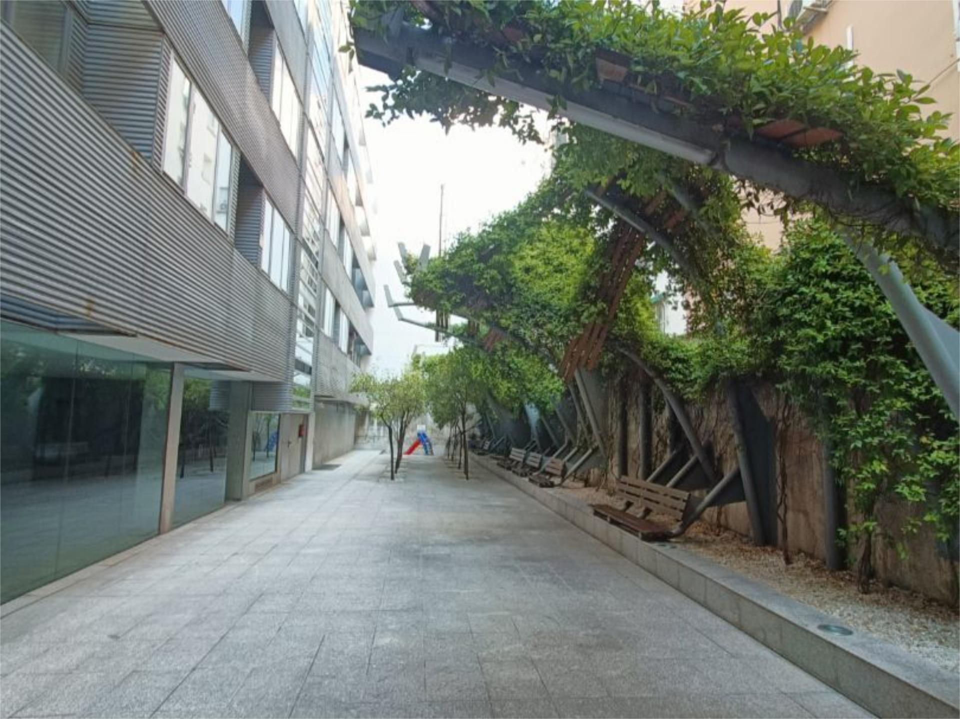 Vista exterior de Pis en venda en  Madrid Capital amb Calefacció, Terrassa i Piscina
