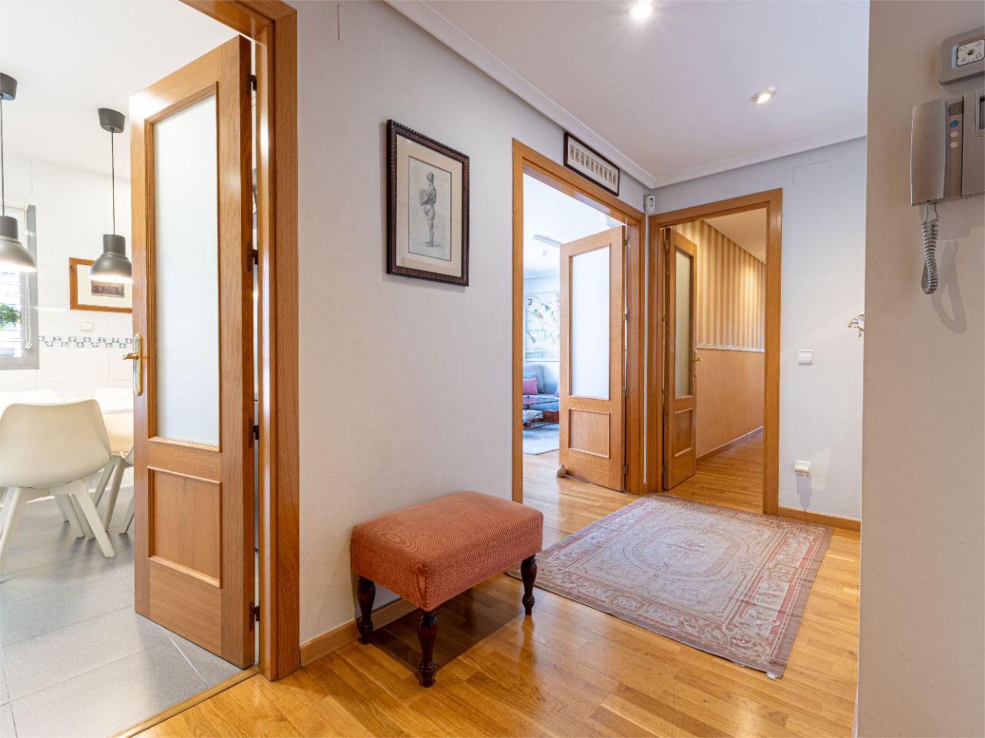 Flat for sale in  Madrid Capital  with Air Conditioner, Heating and Private garden