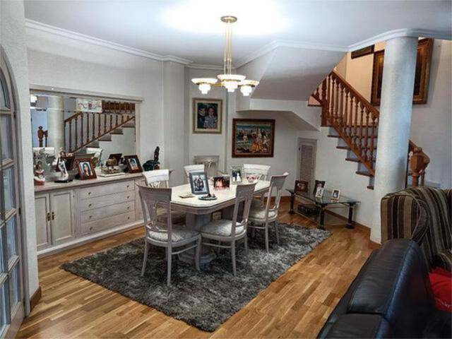 Casa-chalet en Venta en Centro