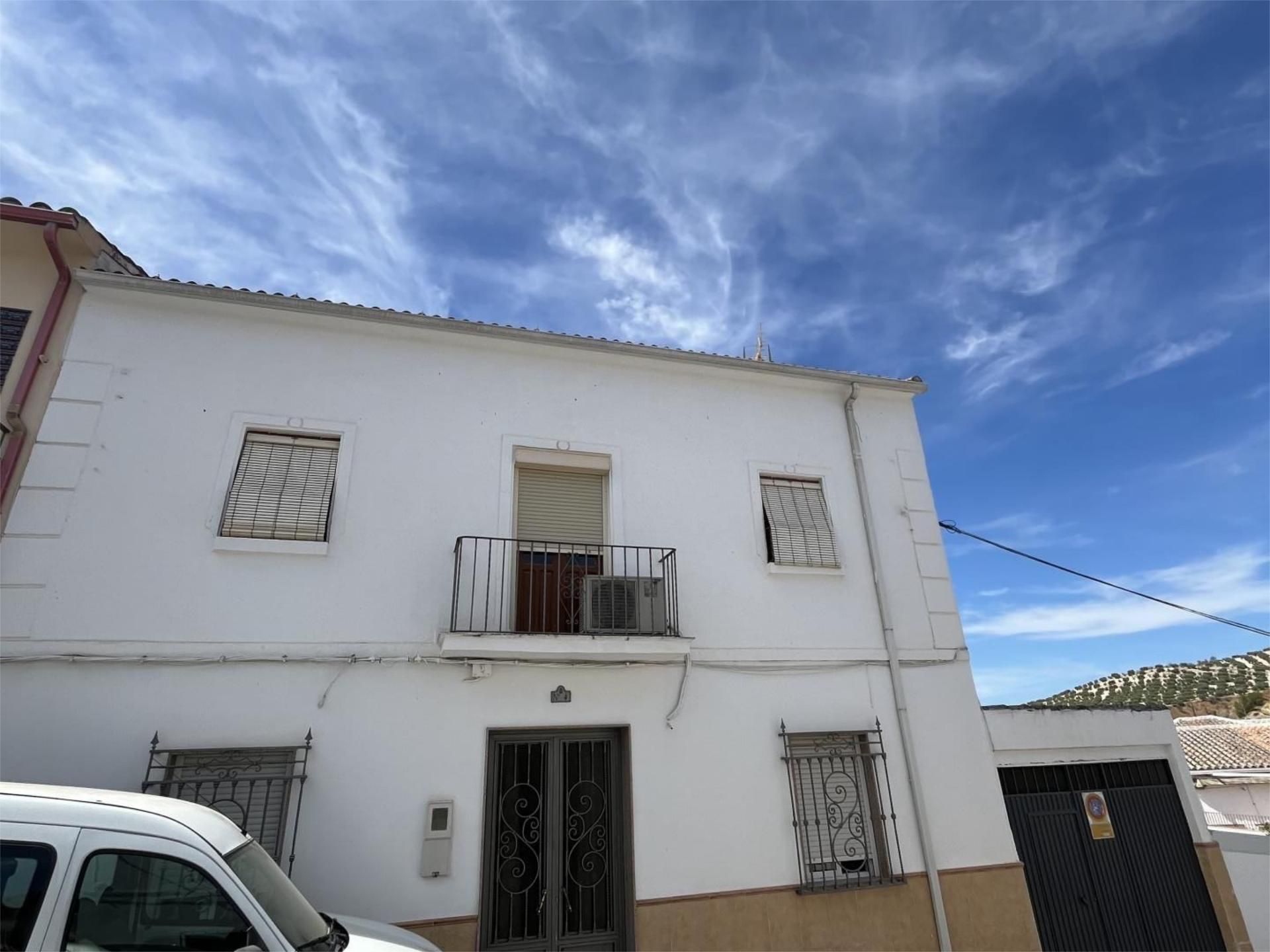 Vista exterior de Pis en venda en Alcaudete amb Aire condicionat, Jardí privat i Parquet