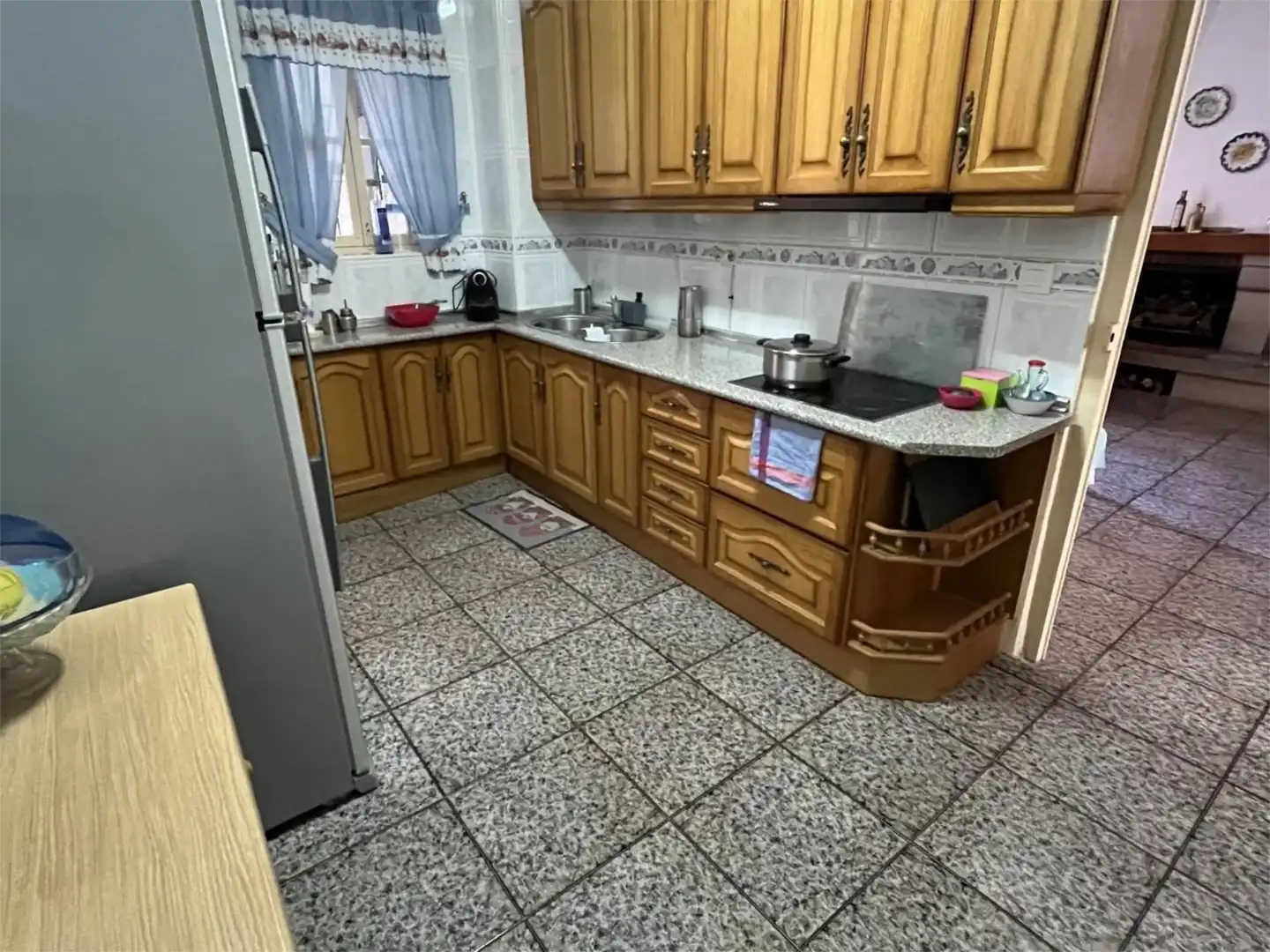 Wohnung zum Verkauf in Calle San Isidro, 3, Alcaudete Küche von Wohnung zum Verkauf in Alcaudete mit Klimaanlage, Privatgarten und Parkett