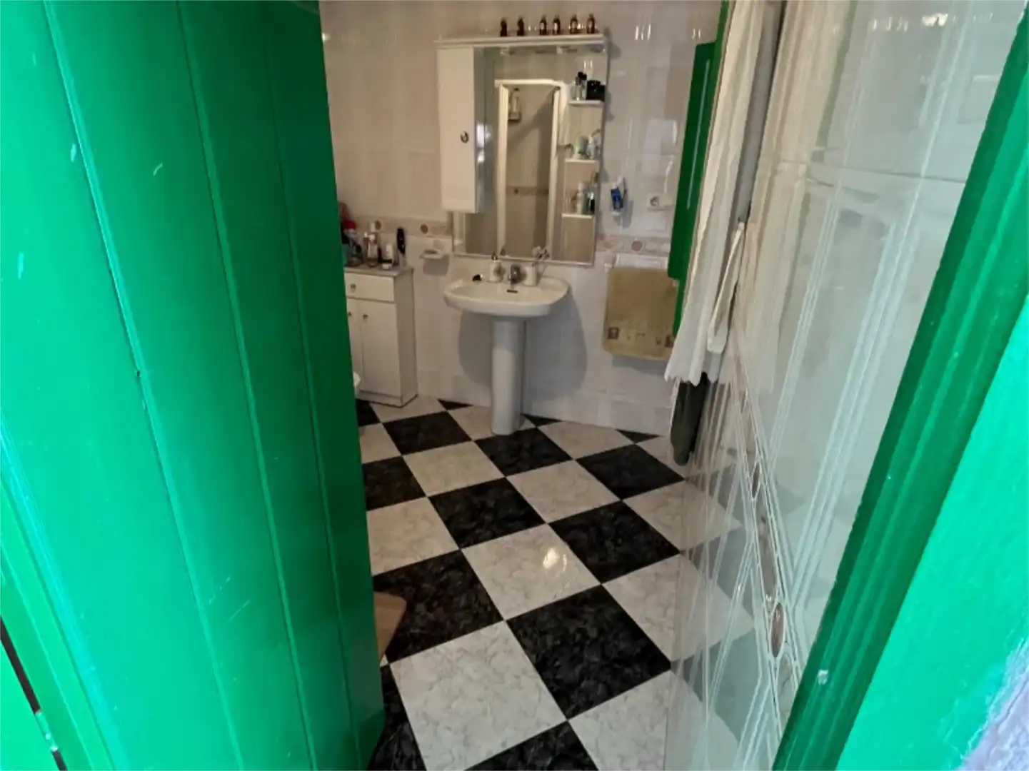 Wohnung zum Verkauf in Calle San Isidro, 3, Alcaudete Badezimmer von Wohnung zum Verkauf in Alcaudete mit Klimaanlage, Privatgarten und Parkett