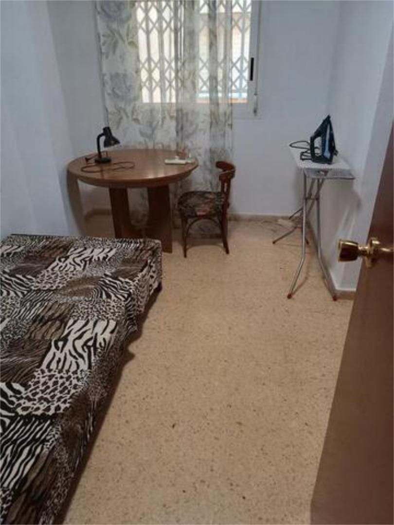 Habitación de Apartamento para compartir en Sagunto / Sagunt con Terraza y Amueblado