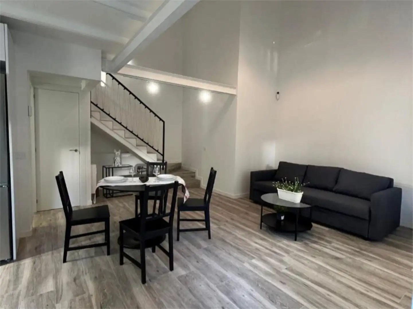 Sala de estar de Piso de alquiler en  Madrid Capital con Aire acondicionado