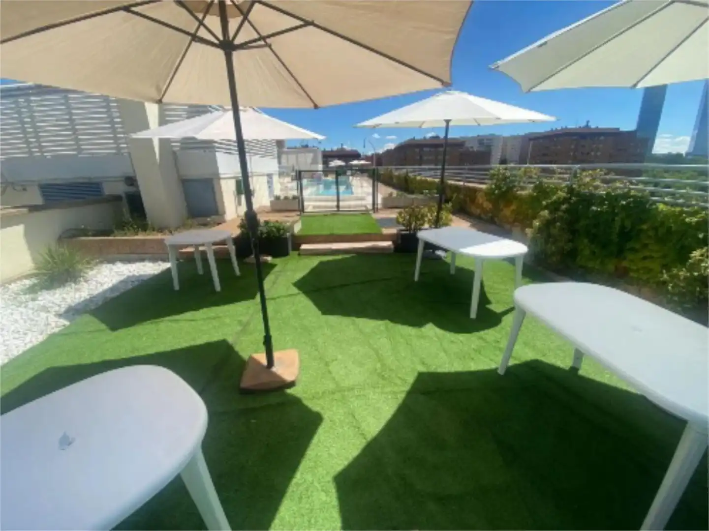 Flat for rent in Calle de Antonio López Aguado, 1, La Paz