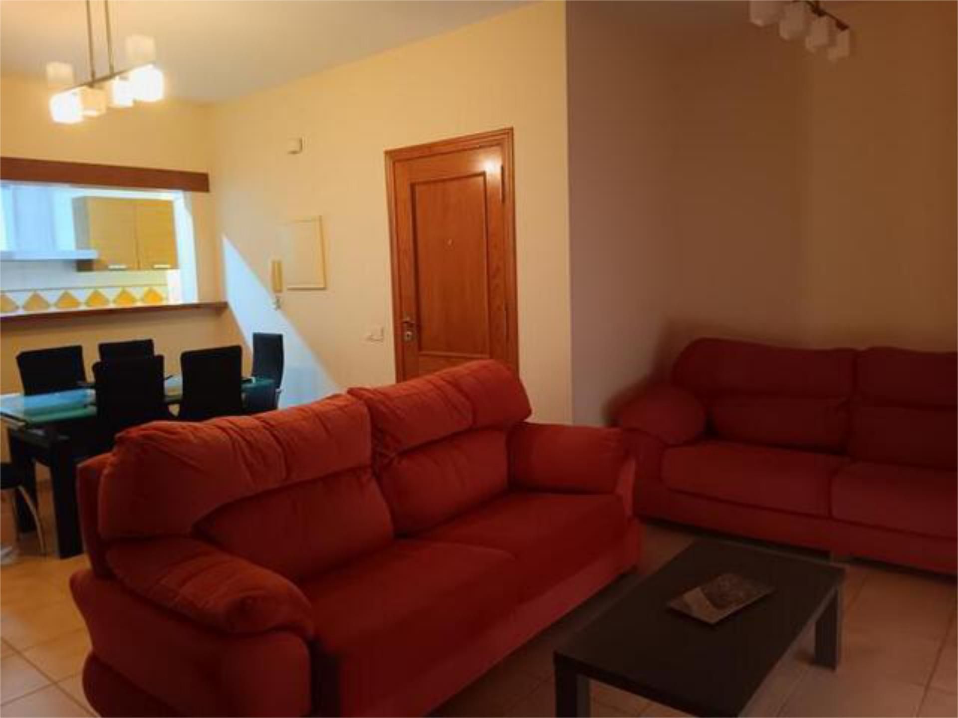 Sala d'estar de Apartament de lloguer en Cuevas del Almanzora amb Terrassa i Moblat