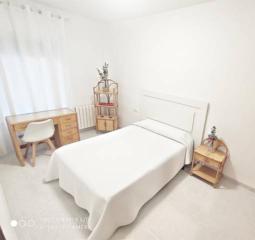 Piso en Alquiler en Avenida Antonio Machado, 58 en Peal de Becerro