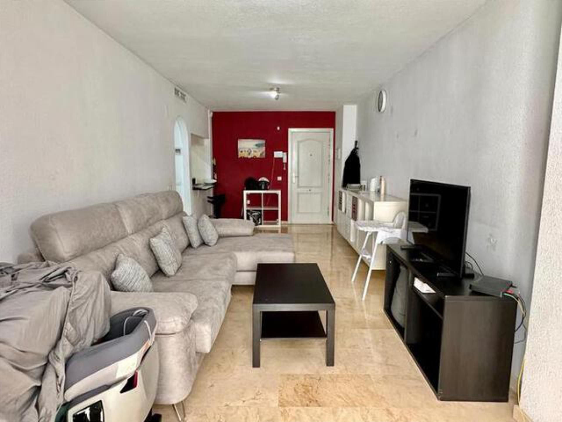 Apartment to rent in Zona Centro Comercial Torrequebrada