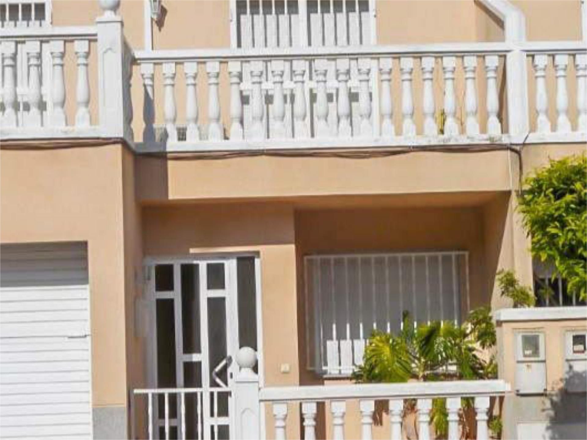 Vista exterior de Pis en venda en Vinaròs amb Aire condicionat, Terrassa i Balcó